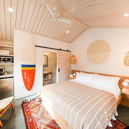 Funboard Room Includes King Bed And Mini Kitchenette 斯廷森海滩 外观 照片